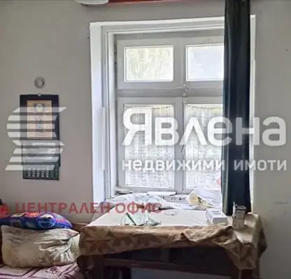 Photo 4 — House with 5 rooms and yard in Idilevo village, Gabrovo region