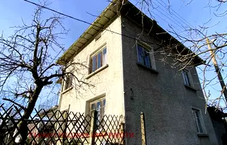 Къща в Габрово, с. Ловнидол