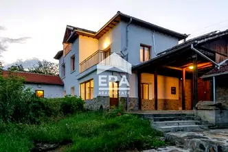 Къща в Габрово, с. Ловнидол