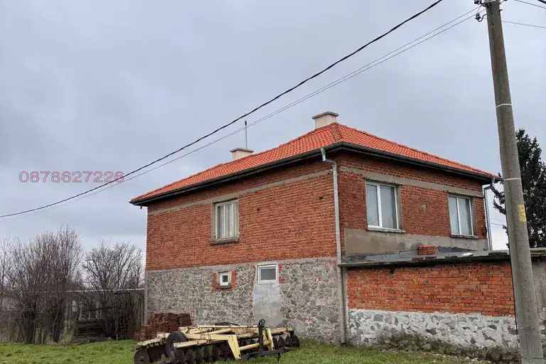Къща в Хасково, с. Горски извор