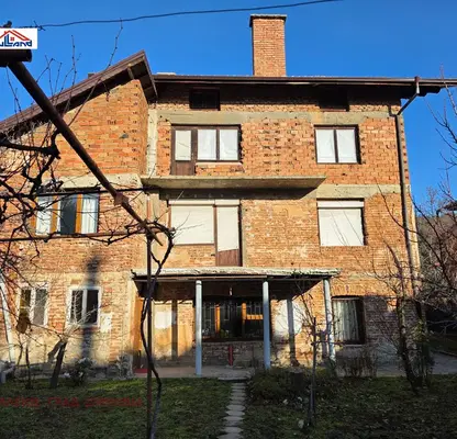 Снимка 4 — Къща в Кюстендил, Дупница