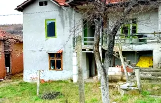 Къща в Кюстендил, с. Цървеняно