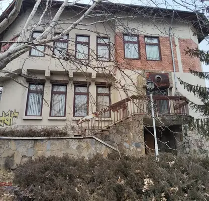 Снимка 2 — Къща в Кюстендил, с. Драговищица