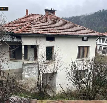 Photo 3 — House in Oblast Lovech, Troyan