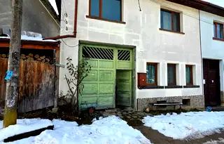 Къща в Ловеч, Троян