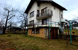 Къща в Ловеч, с. Балабанско