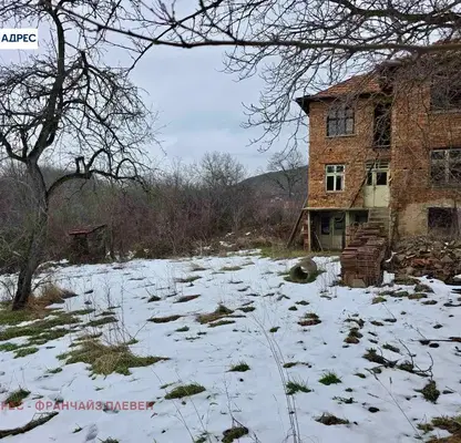 Photo 4 — House in Oblast Lovech, Balabansko