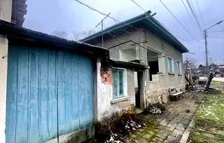Къща в Ловеч, с. Добродан