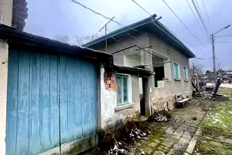 Къща в Ловеч, с. Добродан