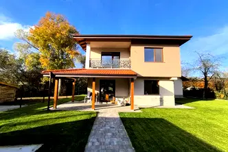 Къща в Перник, с. Драгичево