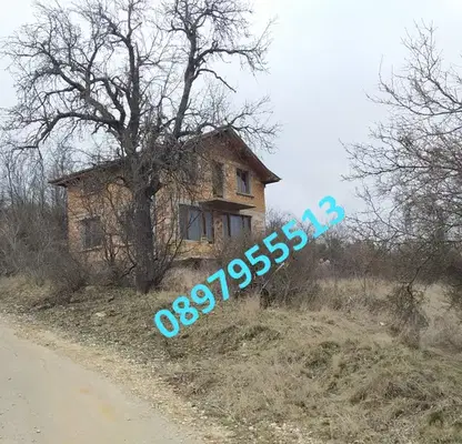 Photo 2 — House in Oblast Pernik, Lobosh