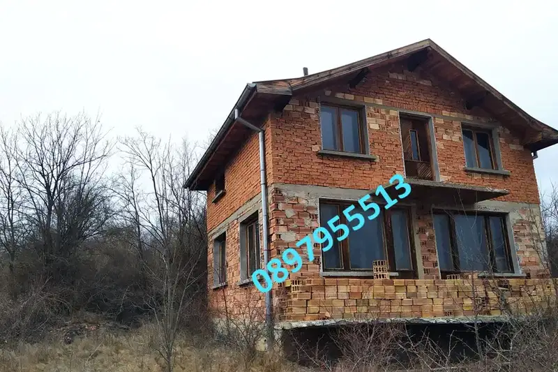 House in Oblast Pernik, Lobosh