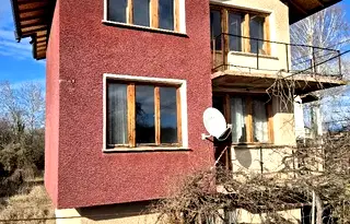 Къща в Перник, с. Ноевци