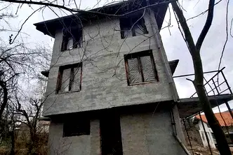 Къща в Перник, с. Рударци