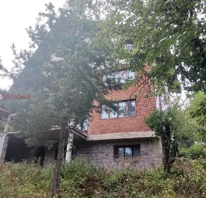 Снимка 4 — Голяма къща с 4 етажа и панорамна гледка в с. Рударци