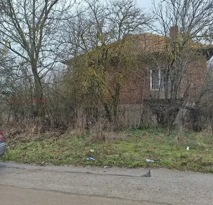Photo 3 — House in Pernik, Slakovci