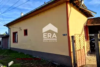 Къща в Плевен, Долни Дъбник