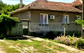 Къща в Плевен, с. Стежерово
