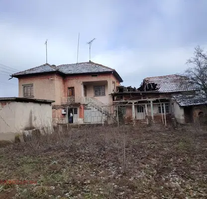 Снимка 4 — Къща в Плевен, с. Комарево