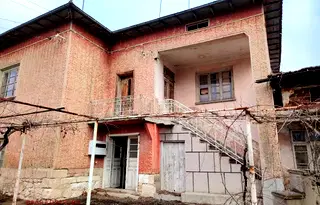 Къща в Плевен, с. Комарево