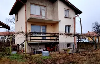 Къща в Плевен, с. Пелишат