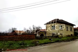 Къща в Плевен, с. Садовец