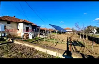 Къща в Плевен, с. Ясен