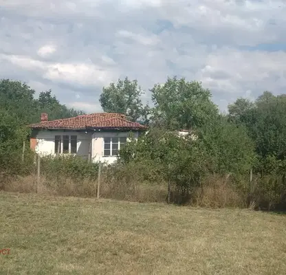 Снимка 4 — Къща в Пловдив, с. Кръстевич