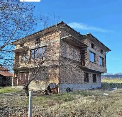Снимка 2 — Къща в Пловдив, с. Татарево