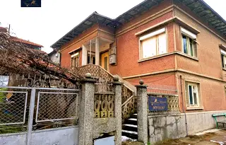 Къща в Русе, Бяла