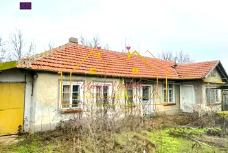 Къща в Русе, с. Червена вода