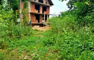 Къща в Русе, с. Червена вода
