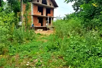 Къща в Русе, с. Червена вода