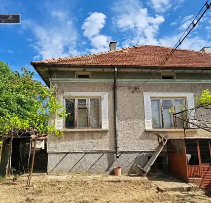 Снимка 2 — Къща в Русе, с. Червена вода