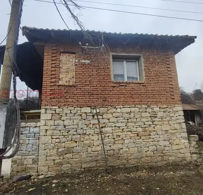 Снимка 4 — Къща в Русе, с. Копривец
