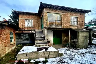 Къща в Русе, с. Мечка