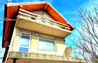 Къща в Русе, с. Николово