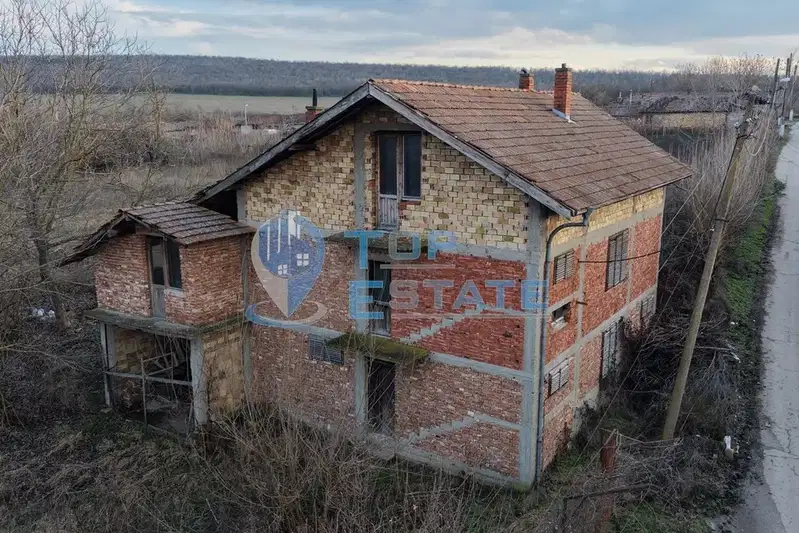 House in Oblast Ruse, Peichinovo