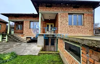 Къща в Русе, с. Пиперково