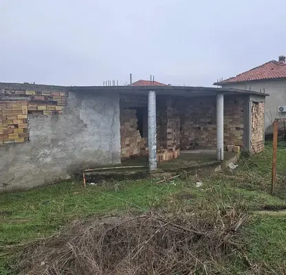 Снимка 3 — Къща в Русе, с. Щръклево