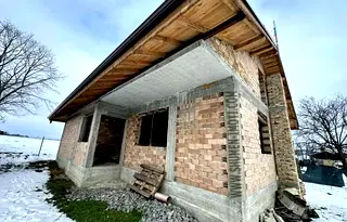 Къща в Шумен, с. Дибич
