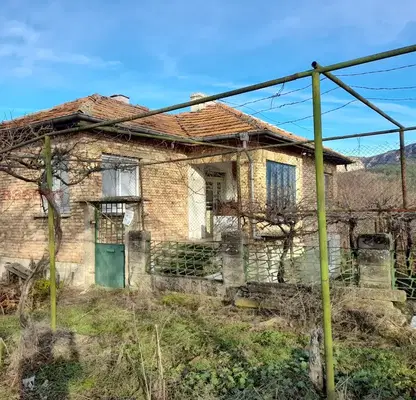 Photo 2 — House in Shumen, Madara