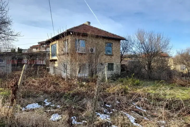 House in Shumen, Madara