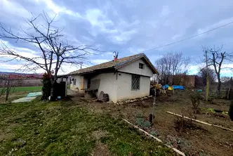 Къща в Шумен, с. Сечище