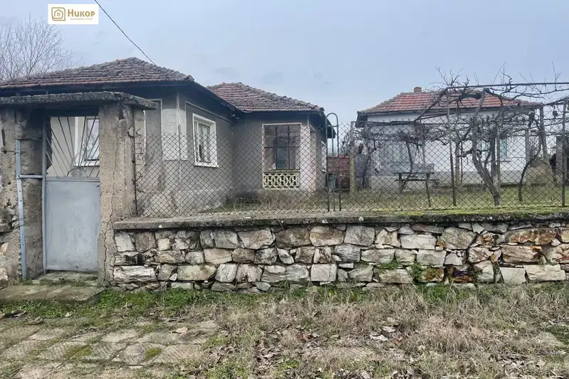 House in Oblast Sliven, Pet Mogili
