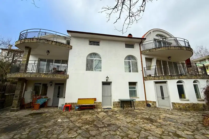 House in Oblast Smolyan, Hvoina