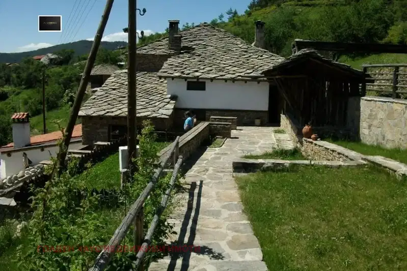 Къща в Смолян, с. Върбово
