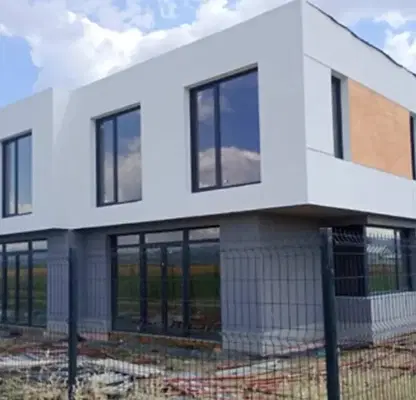 Photo 2 — House in област София, Elin Pelin