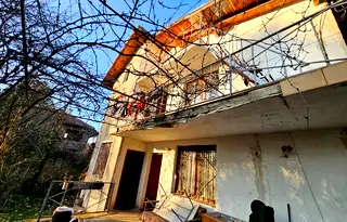 Къща в София, Костинброд