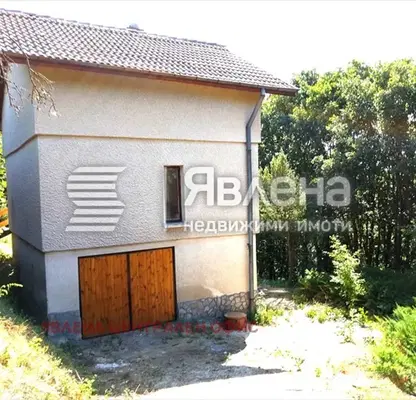Photo 3 — House in област София, Svoge